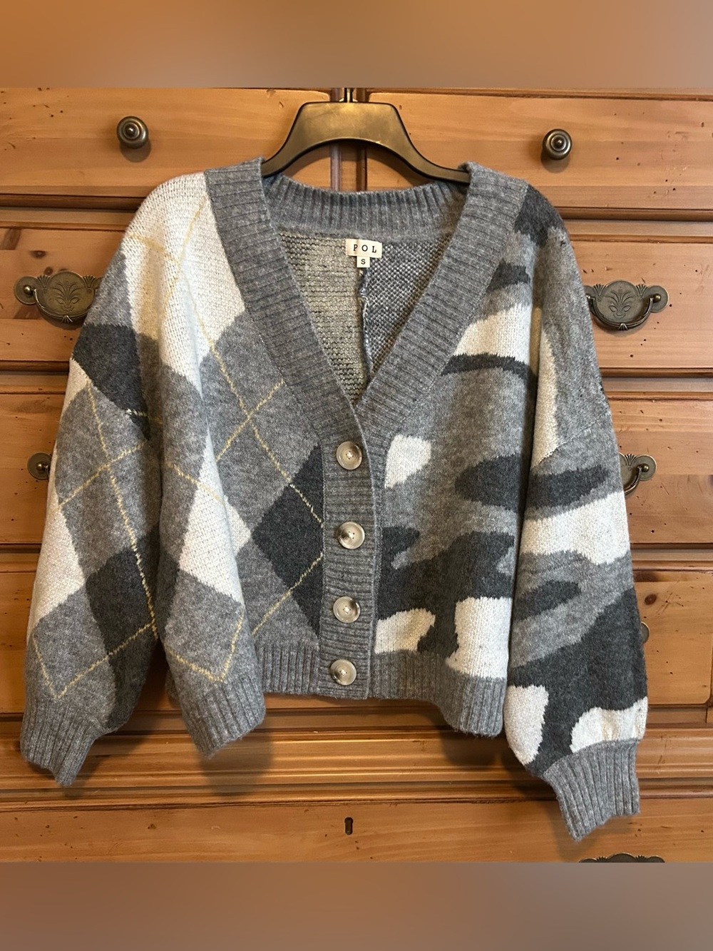 POL Oversized Grey & Cream Mixed Camo & Argyle Pattern V-Neck Cardigan
